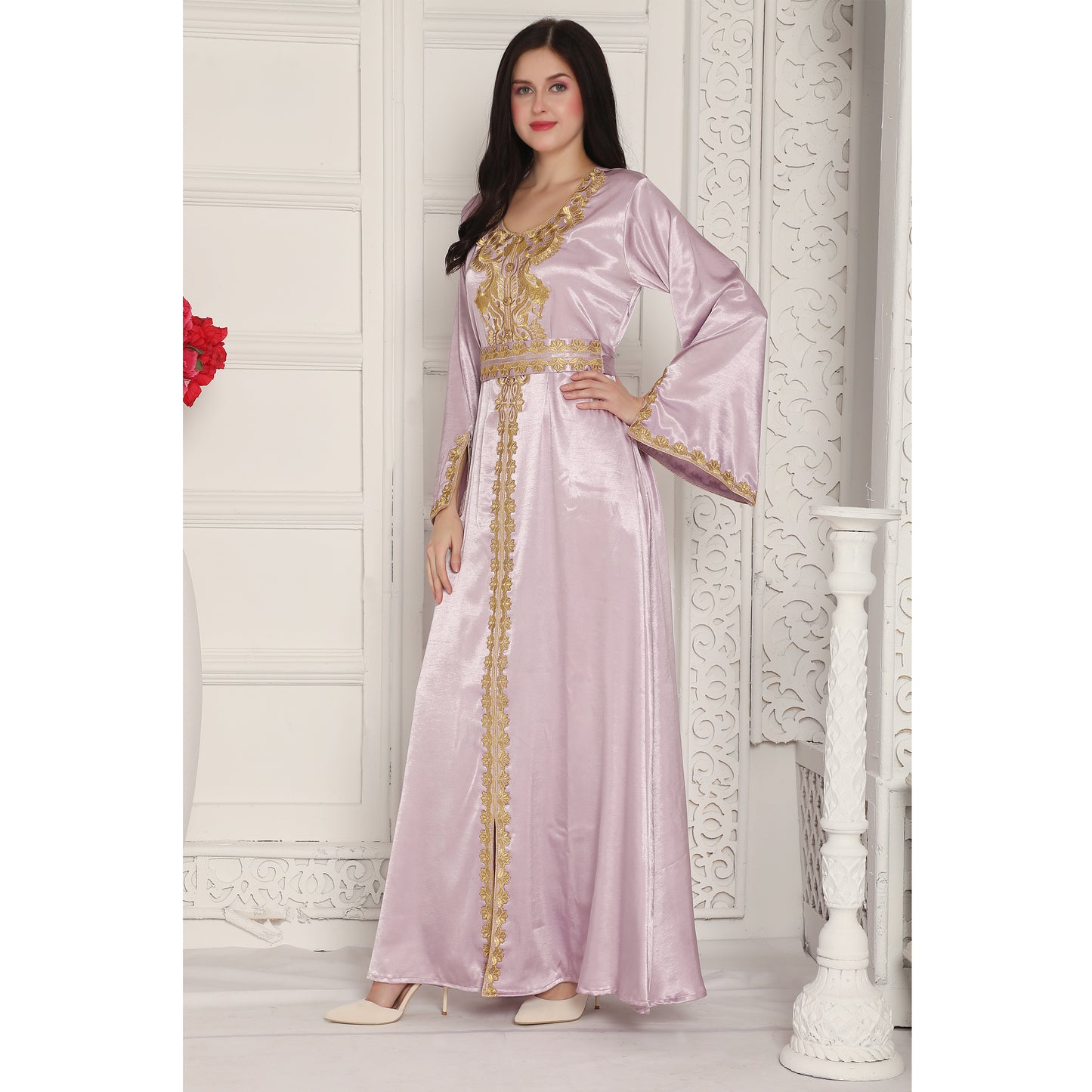 Gold Threadwork Embroidery Arabic Kaftan Farasha in Lilac Pink